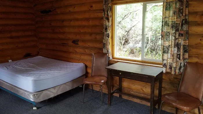 Warm Springs Retreat Picture 4