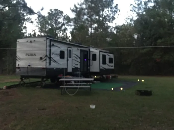 Shady Pines RV Park Picture 2