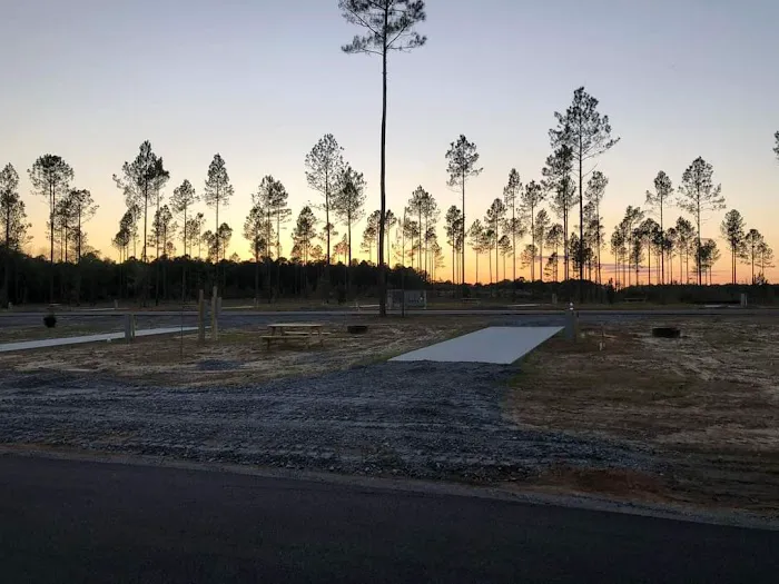 Southern Pines RV Park Picture 5