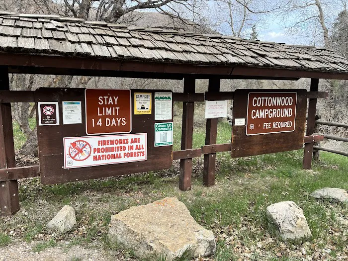 Cottonwood Campground Picture 10