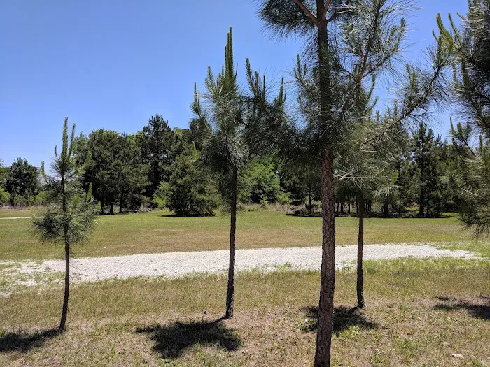 Honeysuckle Farm RV Park Picture 4