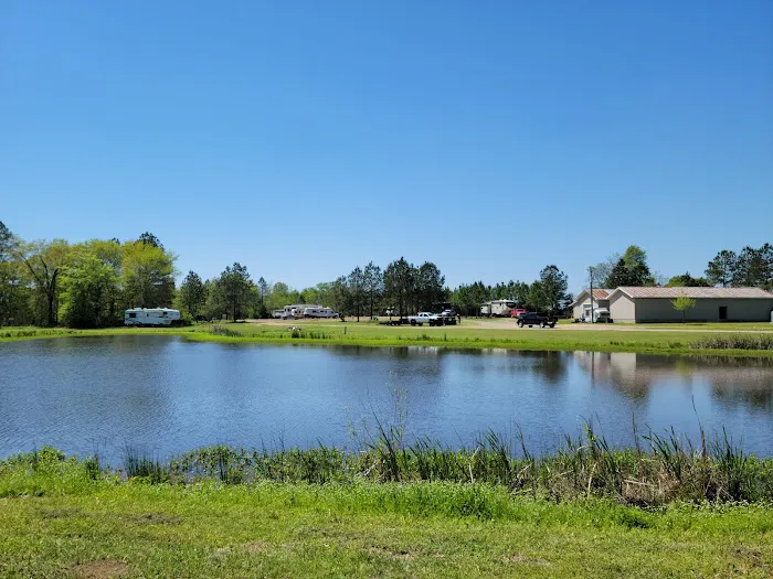 Honeysuckle Farm RV Park Picture 10