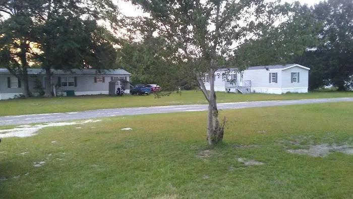 Hitchiti Mobile Home Park Picture 1