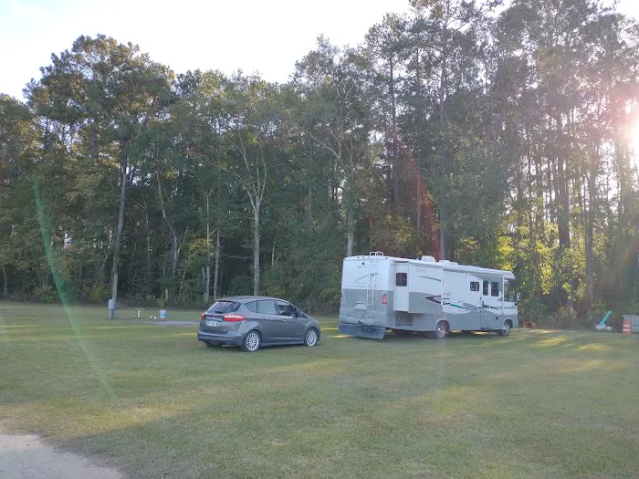 Two Horse Wagon RV Park Picture 8