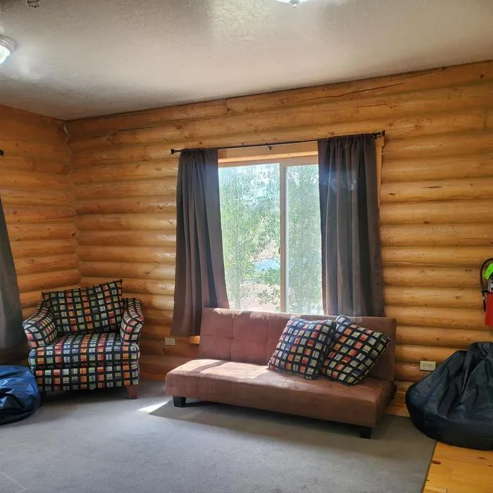 Soldier Creek Vacation Cabin Picture 5