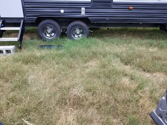 Girard RV Park Picture 3