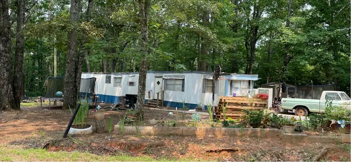 Cook's Mobile Home Park Picture 6