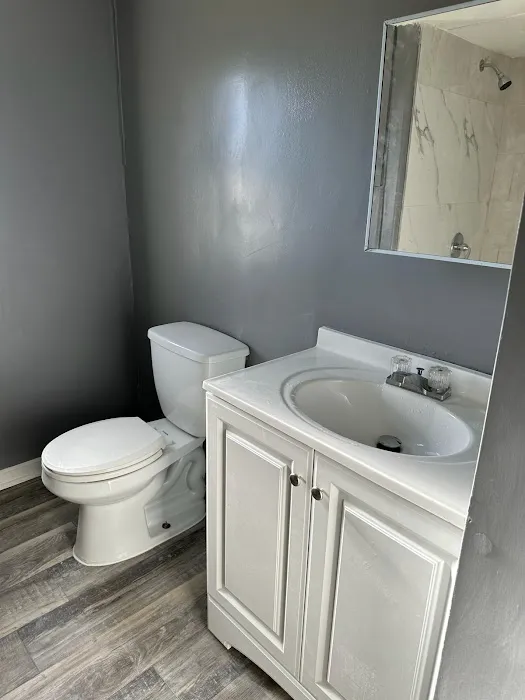 Cook's Mobile Home Park Picture 10