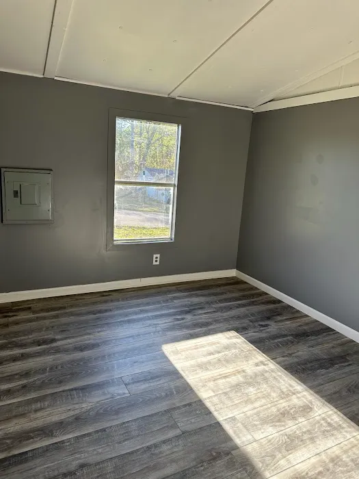 Cook's Mobile Home Park Picture 9