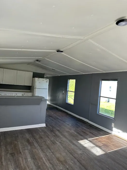 Cook's Mobile Home Park Picture 3