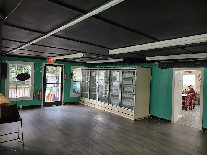 Oakwood Mobile Home Community Picture 2