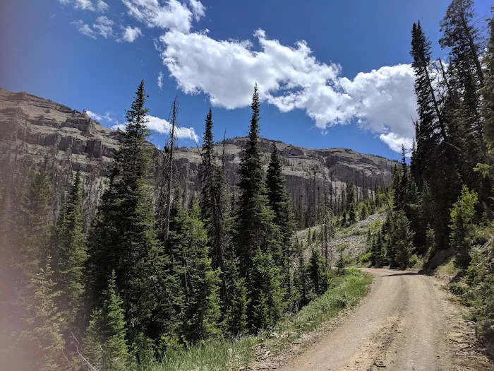 Upper Stillwater Campground Picture 9