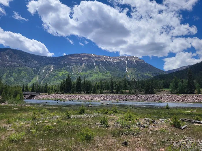 Upper Stillwater Campground Picture 7