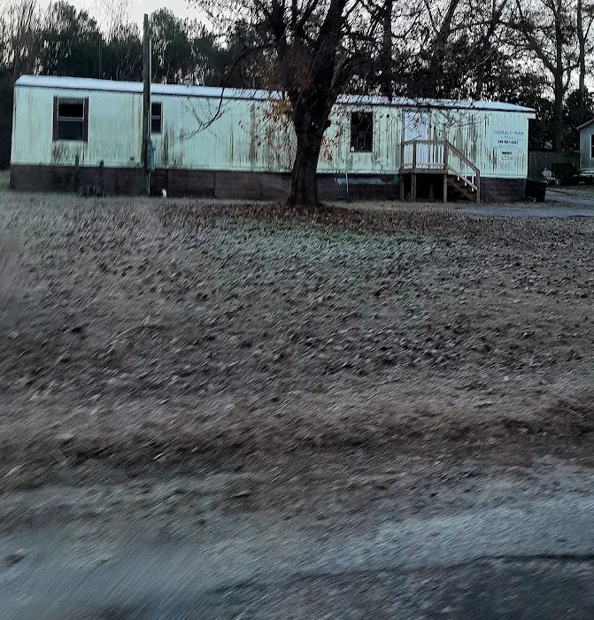 Emerald Mobile Home Park Picture 9
