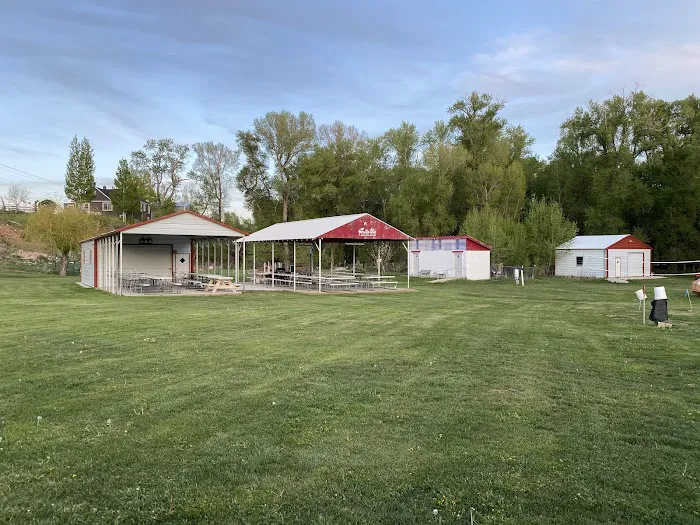 Over The Hill RV Park Picture 3