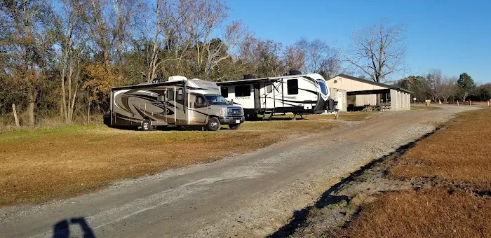 Al Sihah Shrine RV Park Picture 9