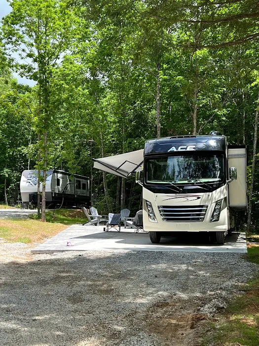 Diamond Acres Luxury RV Resort Picture 2