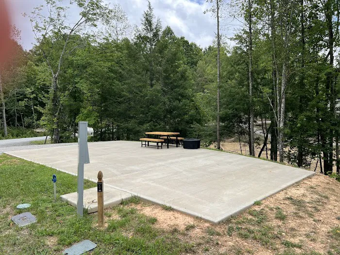 Diamond Acres Luxury RV Resort Picture 10