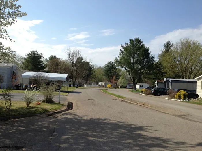 Countryside Village of Bowling Picture 8