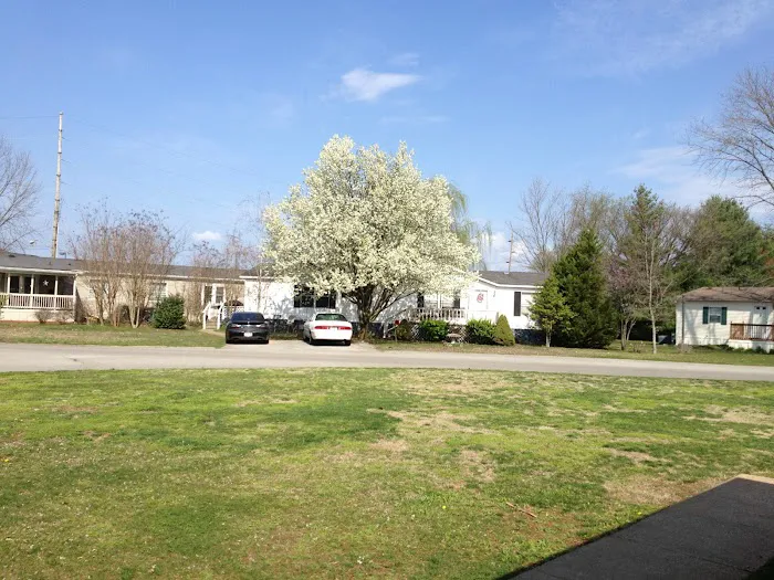 Countryside Village of Bowling Picture 4