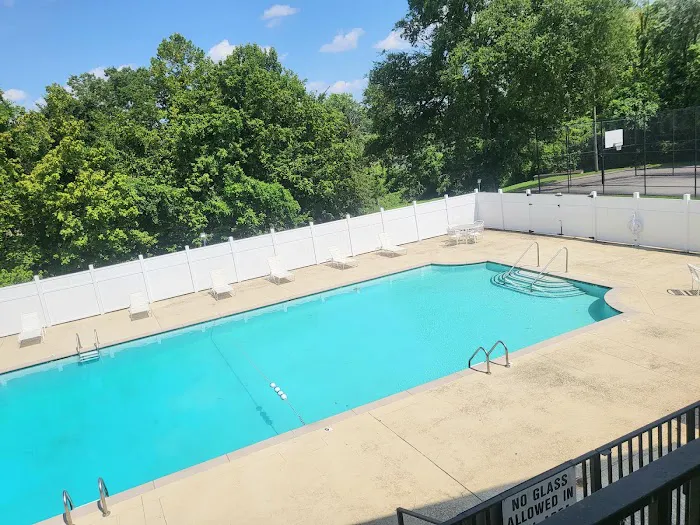 Old Hickory Pointe Mobile Home Park Picture 1