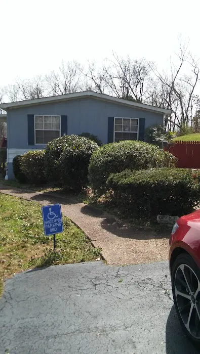 Cedarwood Mobile Home & RV Park Picture 4