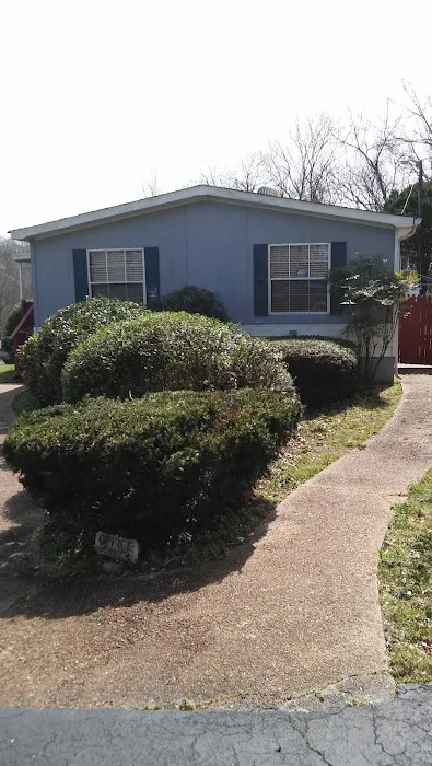 Cedarwood Mobile Home & RV Park Picture 7