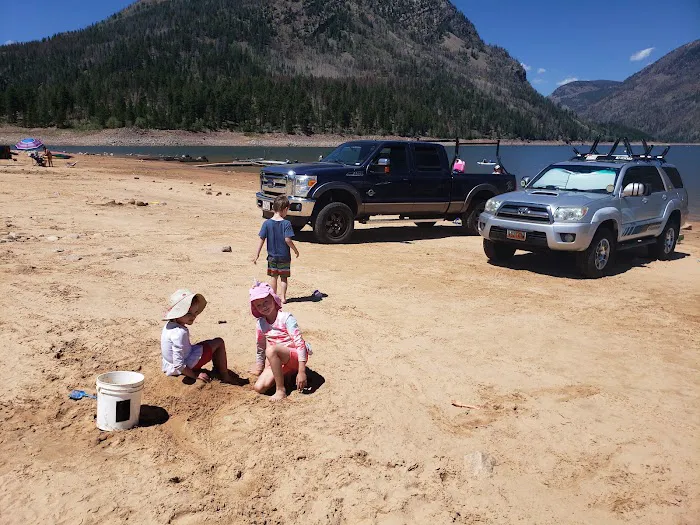 Moon Lake Campground Picture 3