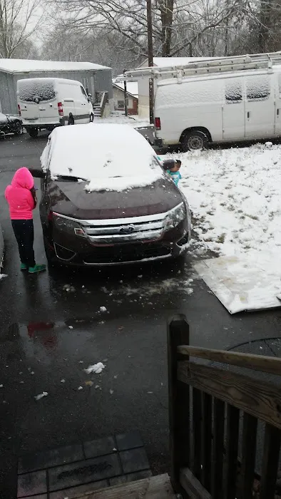 Hillview Acres Mobile Home Pk Picture 3