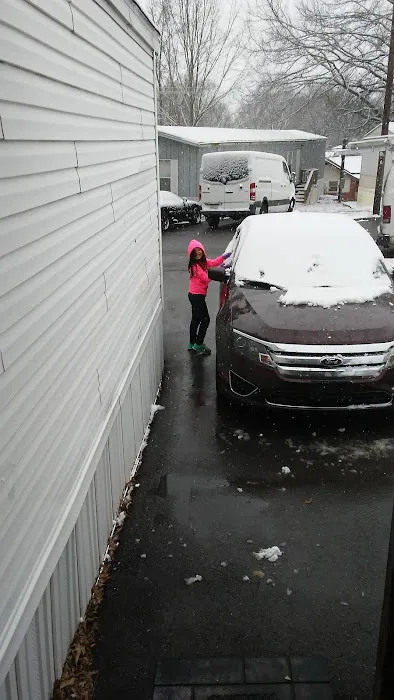 Hillview Acres Mobile Home Pk Picture 2