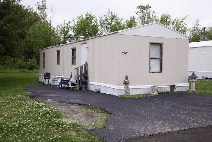 Columbia Mobile Home Community Picture 7