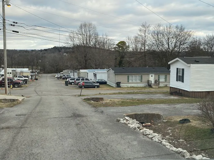 Woodland Mobile Village Picture 10