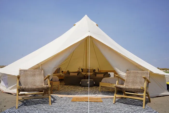 Sandy Beach at Yuba Lake Picture 2