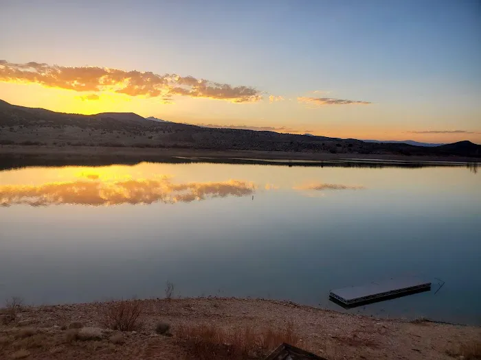 Sandy Beach at Yuba Lake Picture 8