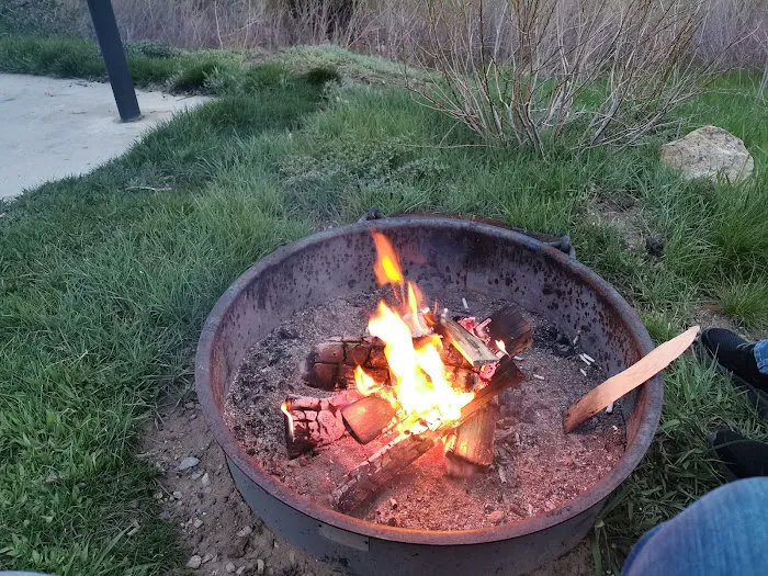 Madsen Bay Campground Picture 6