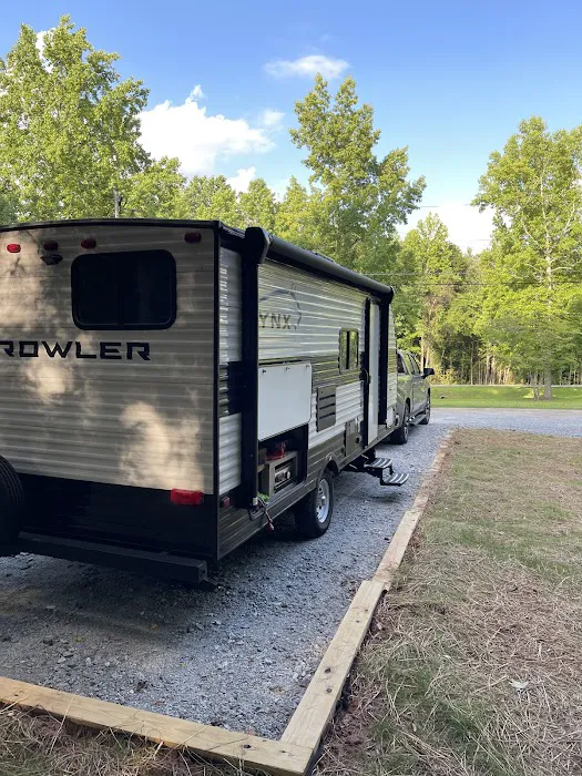Ringer Road RV Park (CLOSED) Picture 1