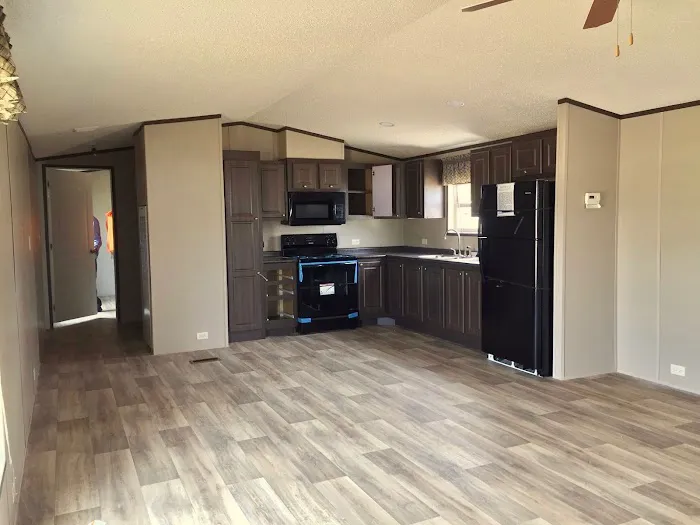 Hazlehurst Mobile Estates Picture 5