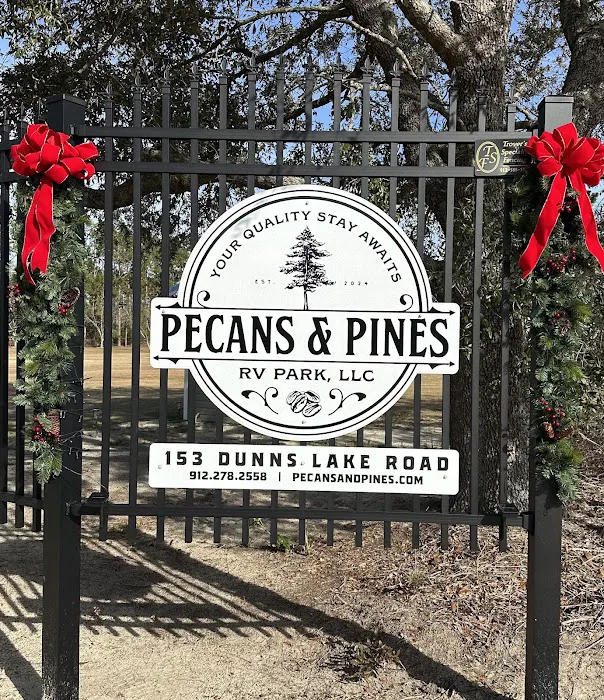 Pecans and Pines RV Park Picture 10