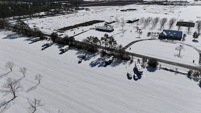Pecans and Pines RV Park Picture 1