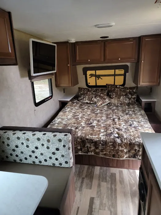 Rest Haven RV Park Picture 5