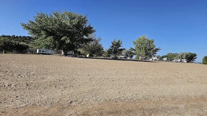 Lower Beach Campground Picture 3