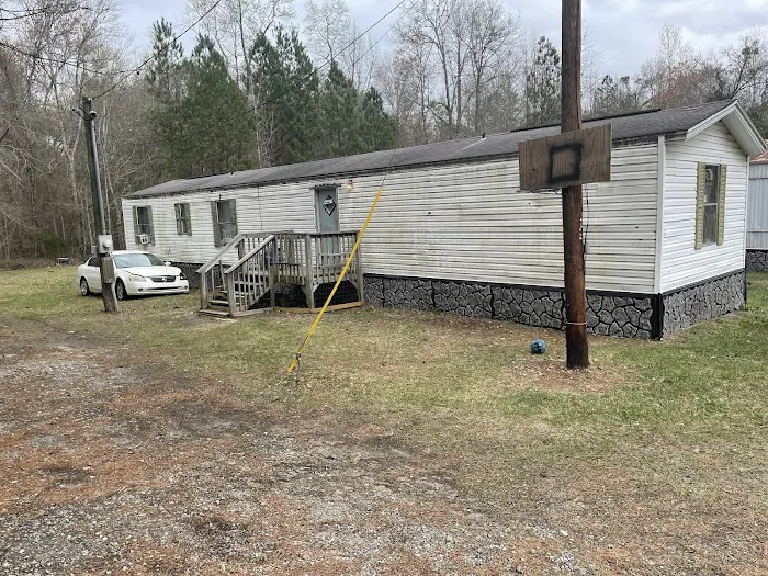 Creekside Park Manchester Picture 2