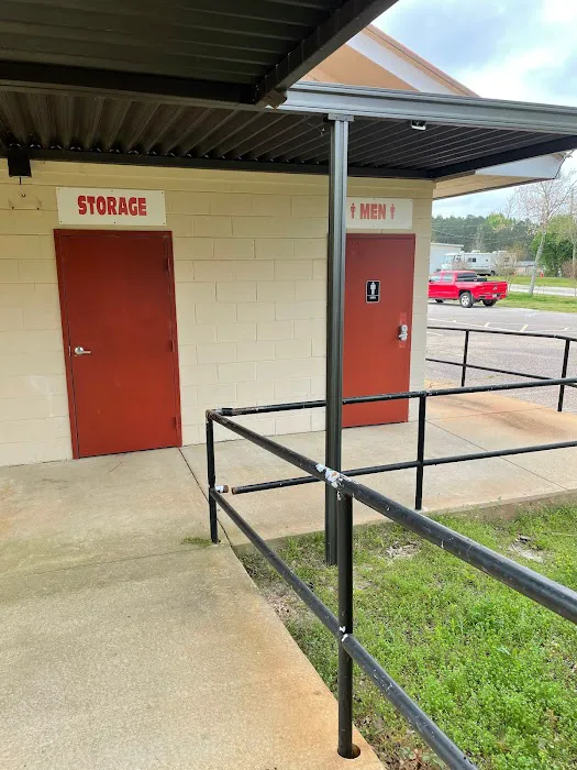 Hoofers RV Park Picture 6