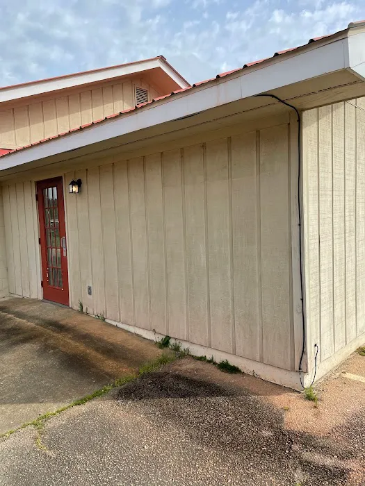 Hoofers RV Park Picture 9