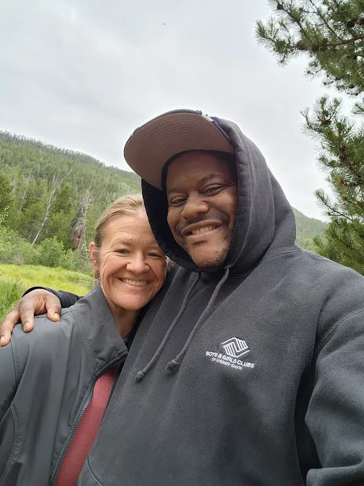 Uinta River Group Campground Picture 5