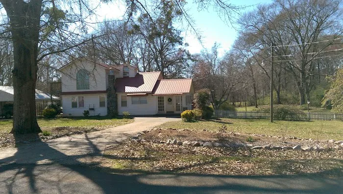 Riverbend Mobile Home Park Picture 4