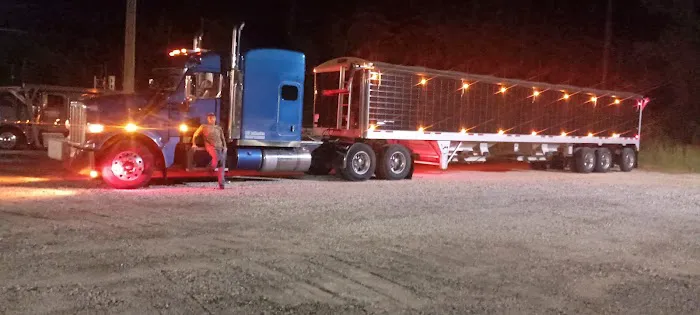 Robins RV Park Picture 6