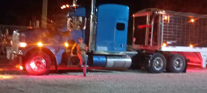 Robins RV Park Picture 5