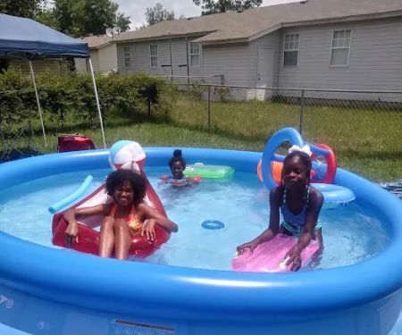 Pinewood Village Mobile Home