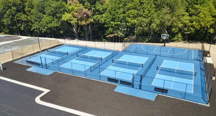 The Farm RV Resort Picture 5